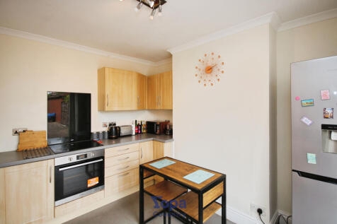 02cdc8af-Kitchen 202.JPG