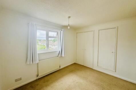 Bedroom 1a