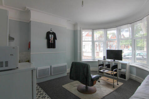 Flat 1