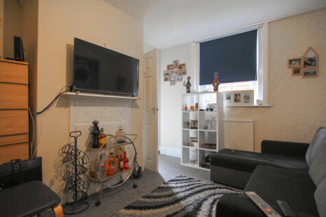 Flat 3 - Main Room