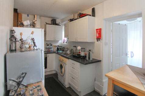 Flat 3 - Kitchen