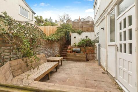 Courtyard / Garden 2