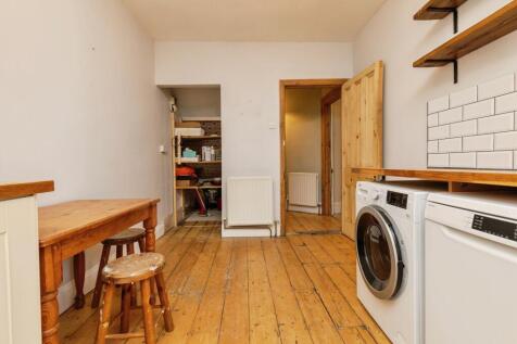 Kitchen 4
