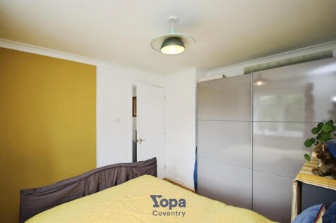 Af4cce76-Bed 202.JPG