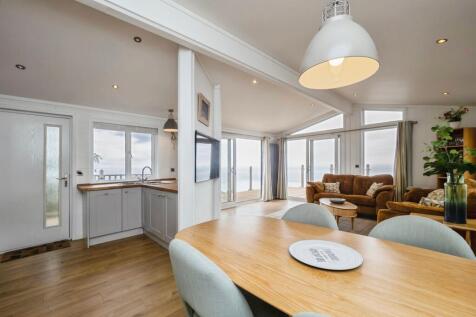 Open-plan 1