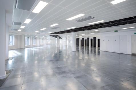 1 Kingsway 5th Floor 03.jpg
