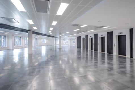 1 Kingsway 5th Floor 02.jpg