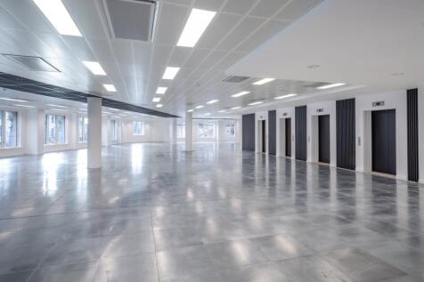 1 Kingsway 5th Floor 02.jpg
