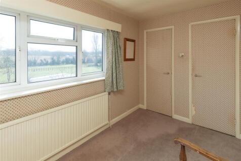 Bedroom 4.jpg