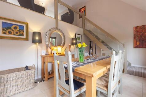 Dining Room 1.jpg