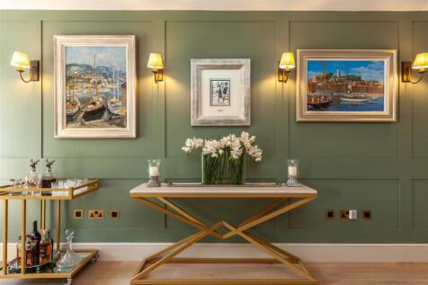 Living Room 3.jpg