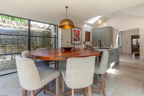 Dining Room 1.jpg