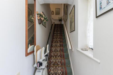 Hallway.jpg