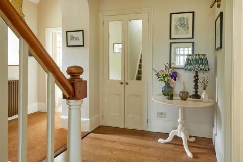 Entrance Hall.jpg