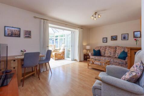 Sitting Room 2.jpg