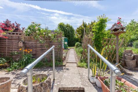 Garden 2.jpg