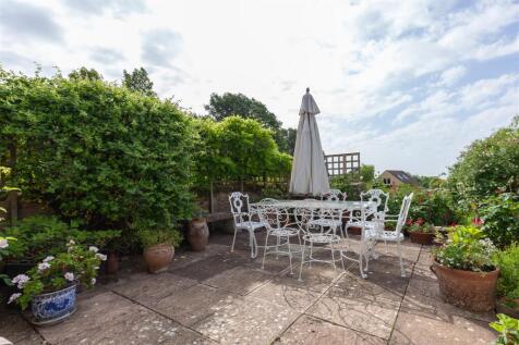 Garden 2.jpg
