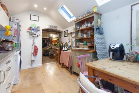 Kitchen - Dining Room 5.jpg
