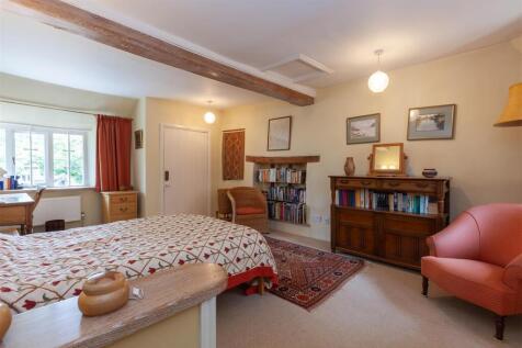 Master Bedroom 2.jpg