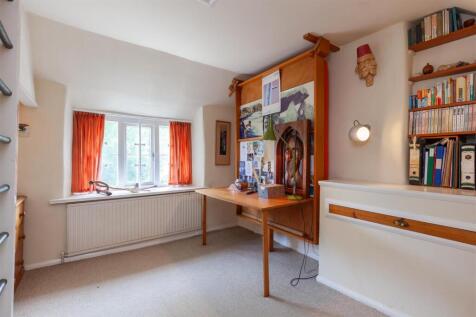 Bedroom 3 1.jpg