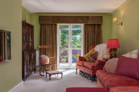 Sitting Room 2.jpg
