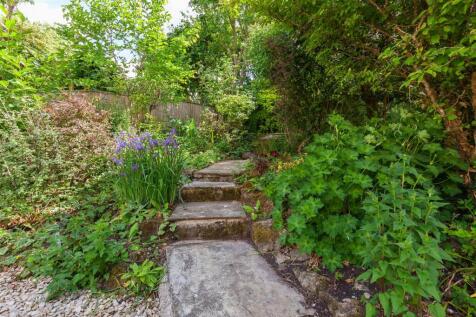 Garden 3.jpg