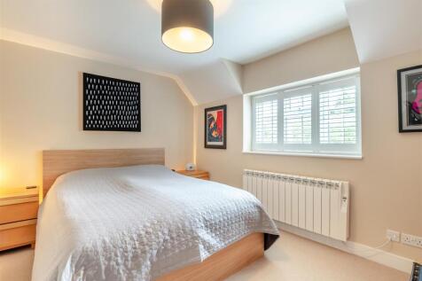 Master Bedroom 1.jpg