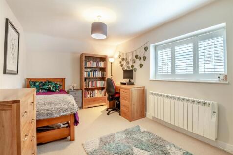 Bedroom 2 1.jpg