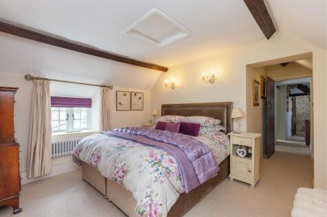 Master Bedroom 1.jpg