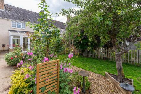 Garden 2.jpg