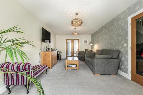 Sitting Room 1.jpg