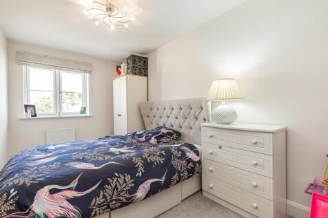Bedroom 5.jpg