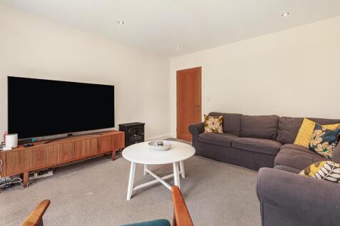 Sitting Room 1.jpg