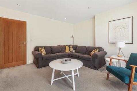 Sitting Room 2.jpg