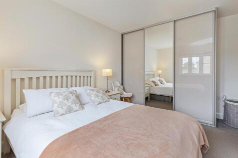 Bedroom 2 2.jpg