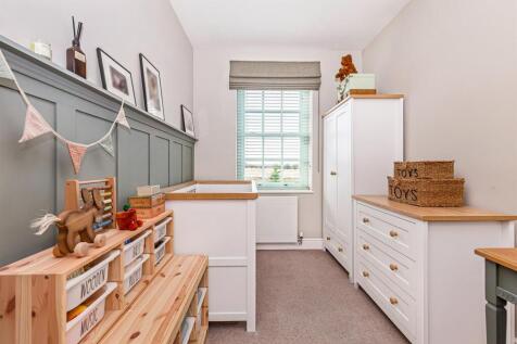 Bedroom 3 2.jpg