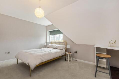 Master Bedroom 1.jpg