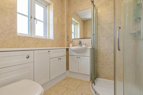 Shower Room.jpg