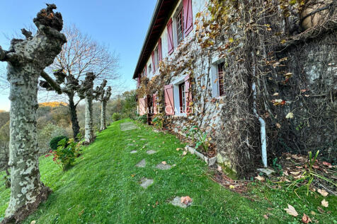 Property Image 4