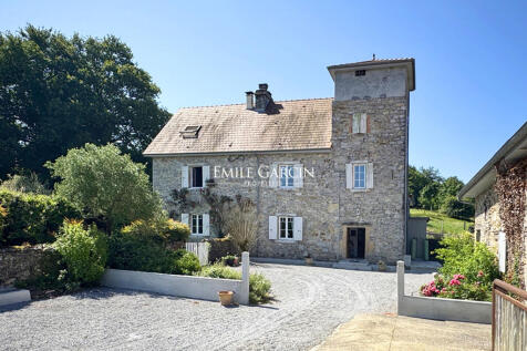 Property Image 1
