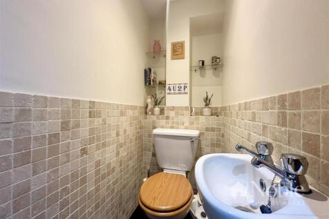 Ground Floor WC