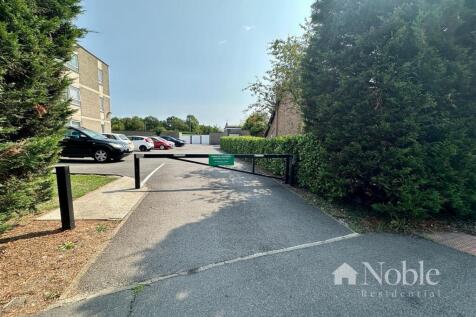 Parking/Garage