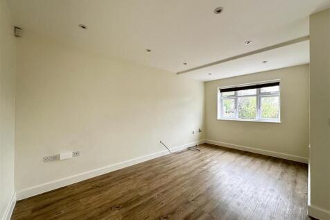 Open Plan Living/Kitchen/Dining Area