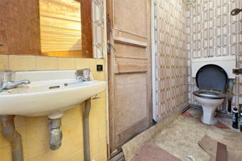 Ground Floor WC