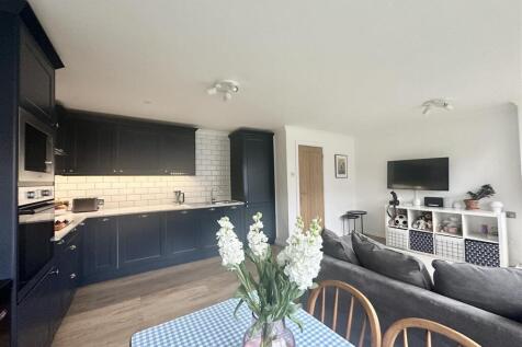 Open Plan Living/Kitchen/Dining Area