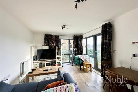 Open Plan Lounge/Kitchen/Dining Area