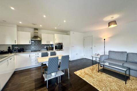 Open Plan Living/Kitchen/Dining Area