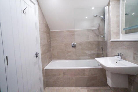 Main Bath 