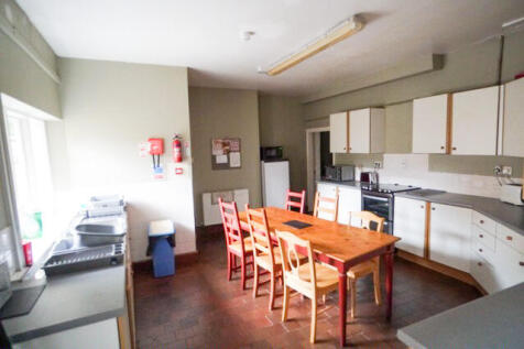 Communal Kitchen