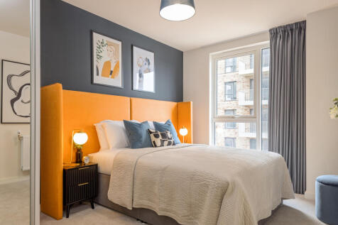 Bedroom - Fenton Apartments